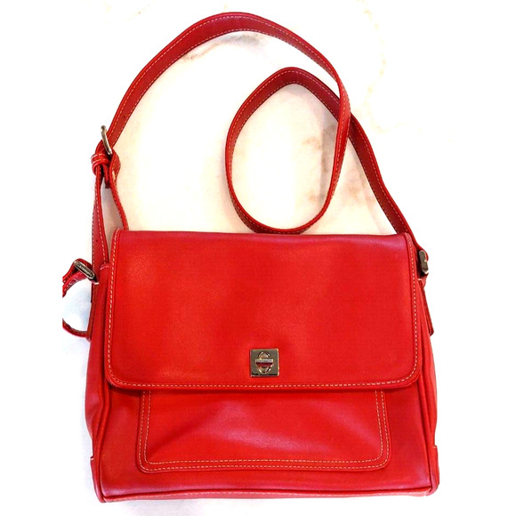 Liz Claiborne Red Leather Multipocket Crossbody Zip Purse Gold Hardware - Picture 2 of 16